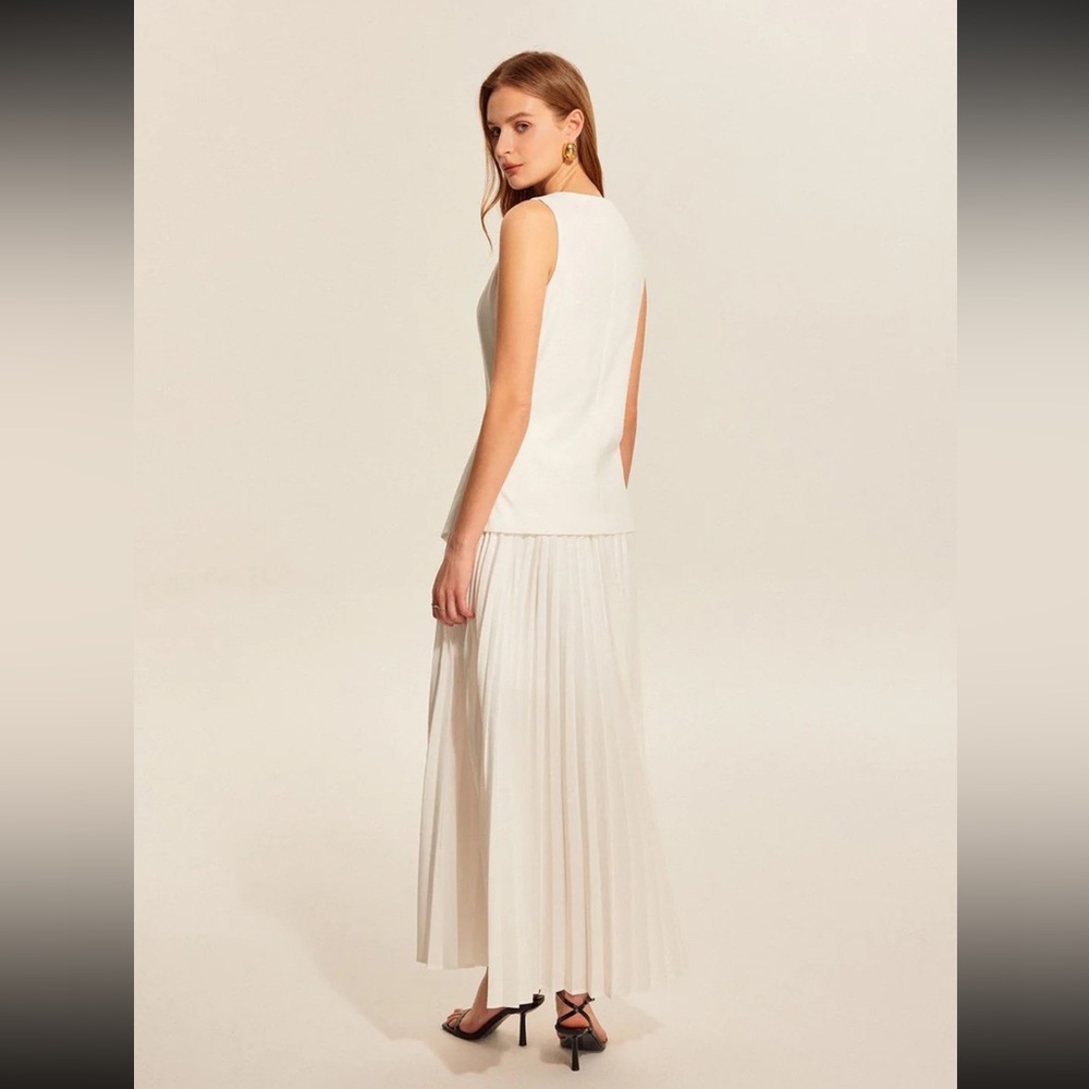 Commense Buttoned Vest Pleated Skirt Set - Picture 2 of 6